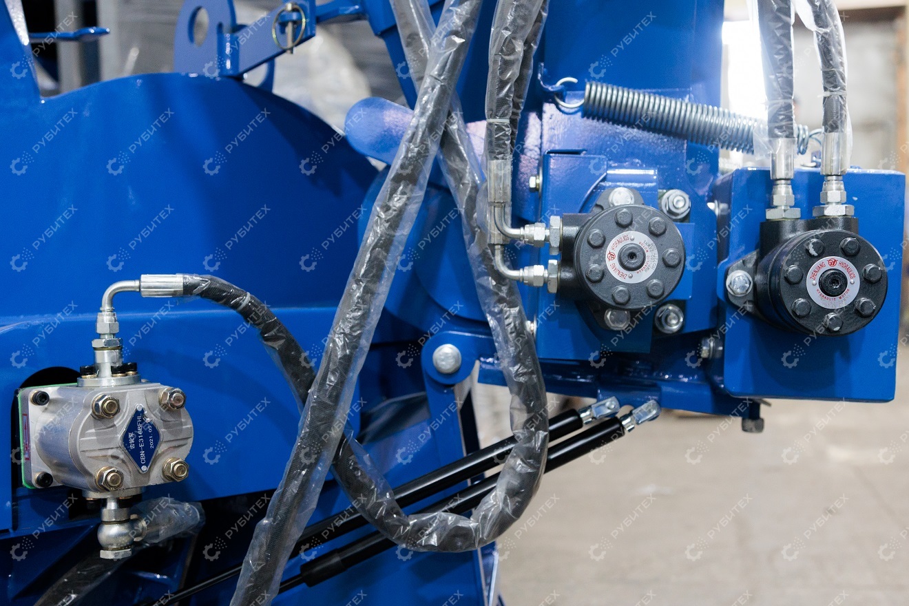 Измельчитель дерева BX-62RF