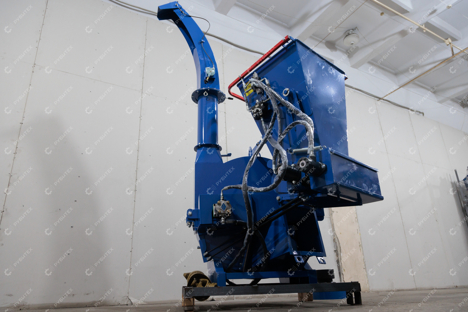 Измельчитель дерева BX-92RF