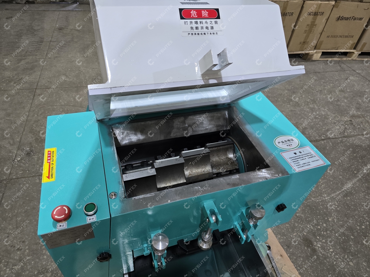 Измельчитель дробилка для пластика PQ-400