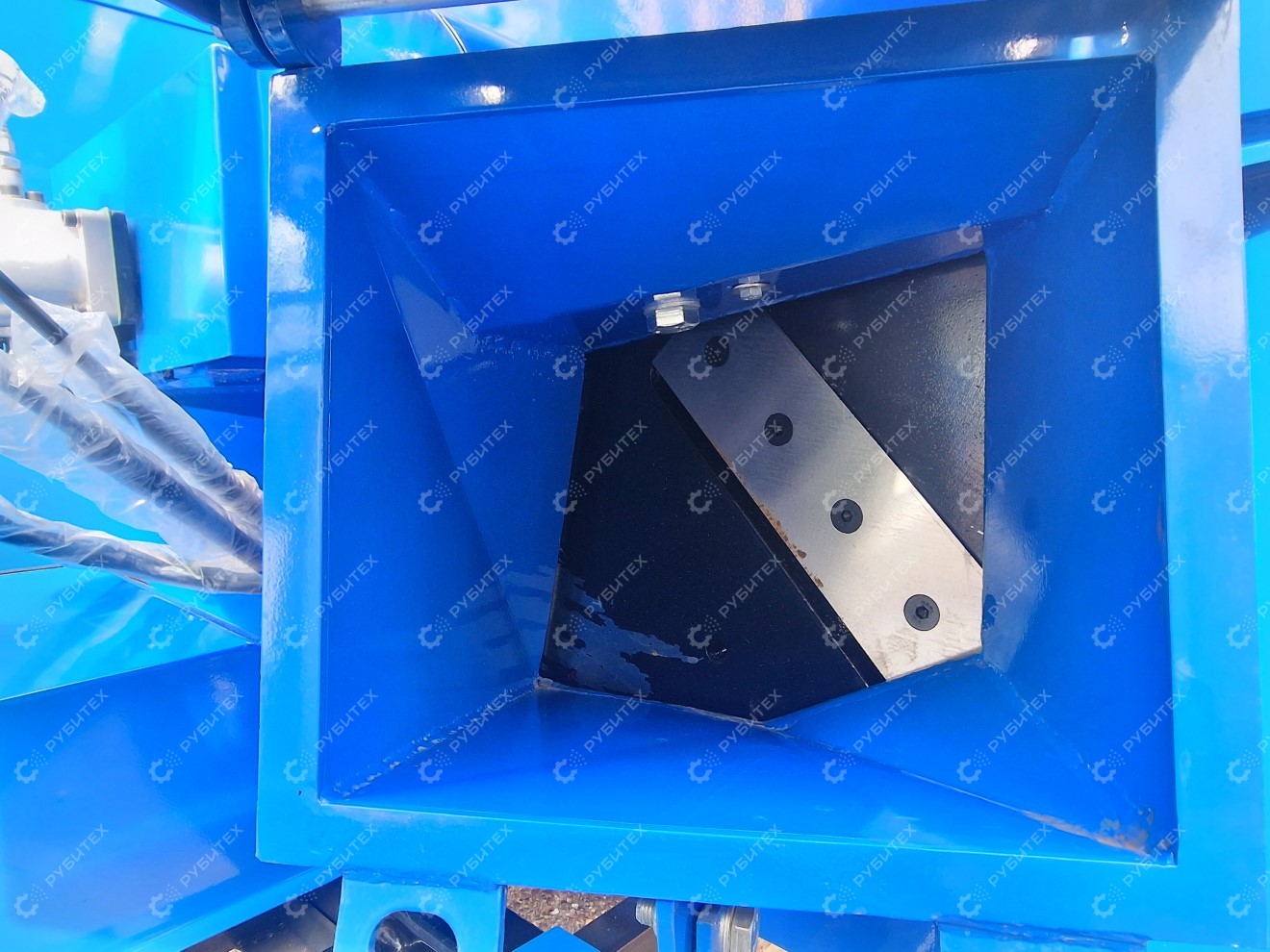 Измельчитель дерева DH-80