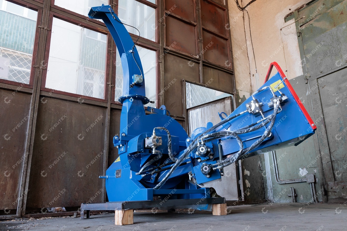 Измельчитель дерева BX-62RF