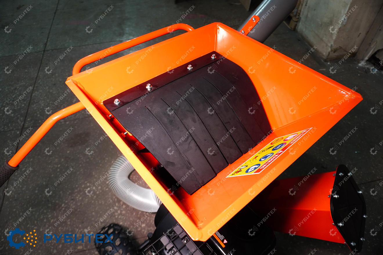 Измельчитель веток GBK-70 3в1