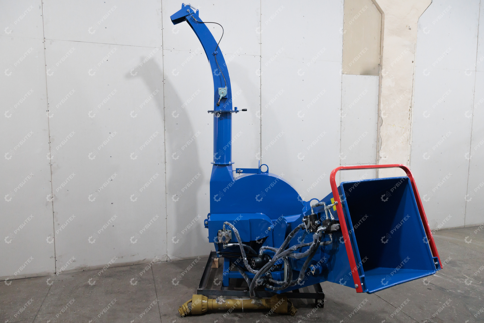 Измельчитель дерева BX-92RF