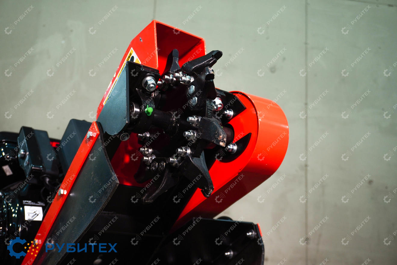 Измельчитель пней DR-SG-15