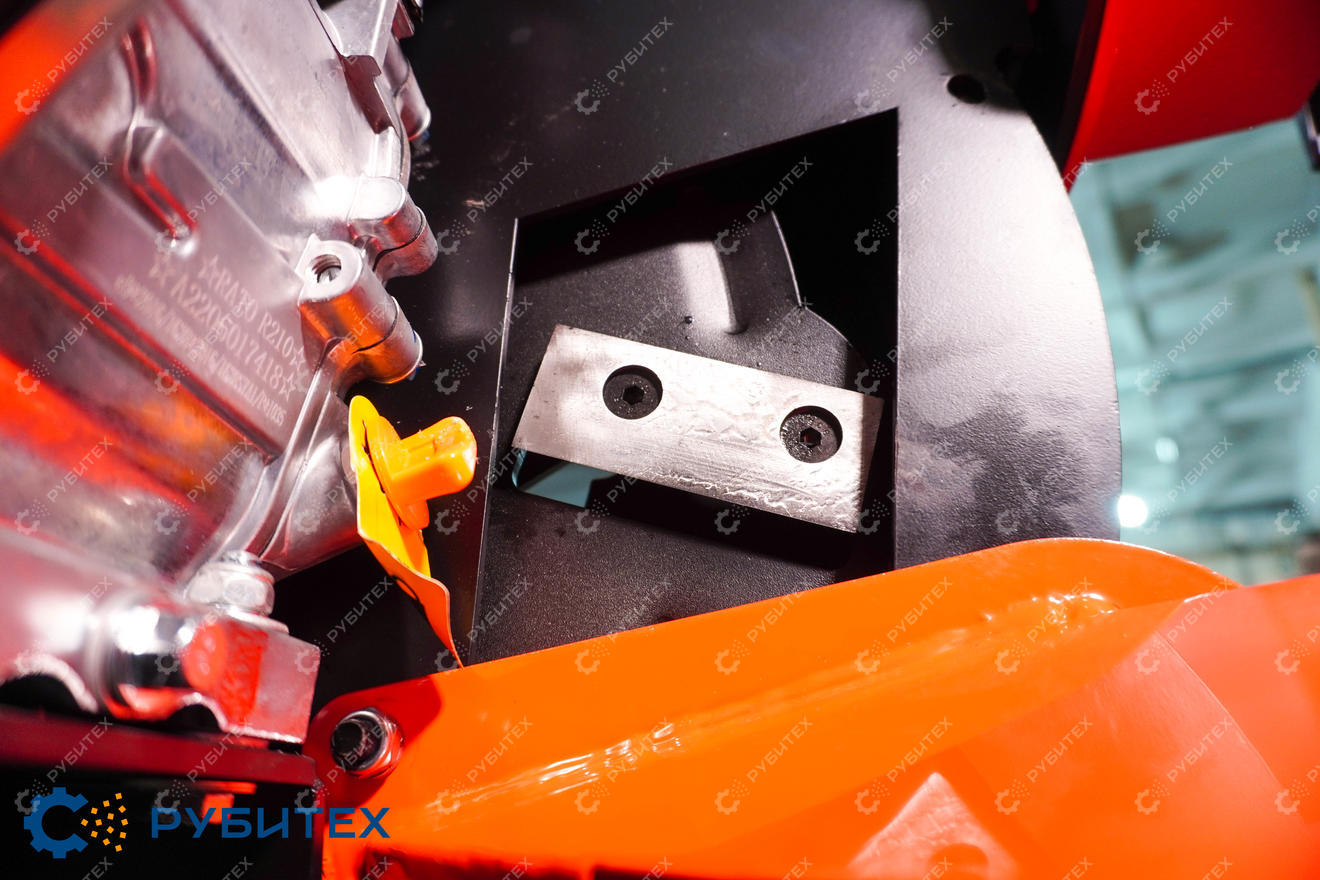 Измельчитель веток GBK-70 3в1