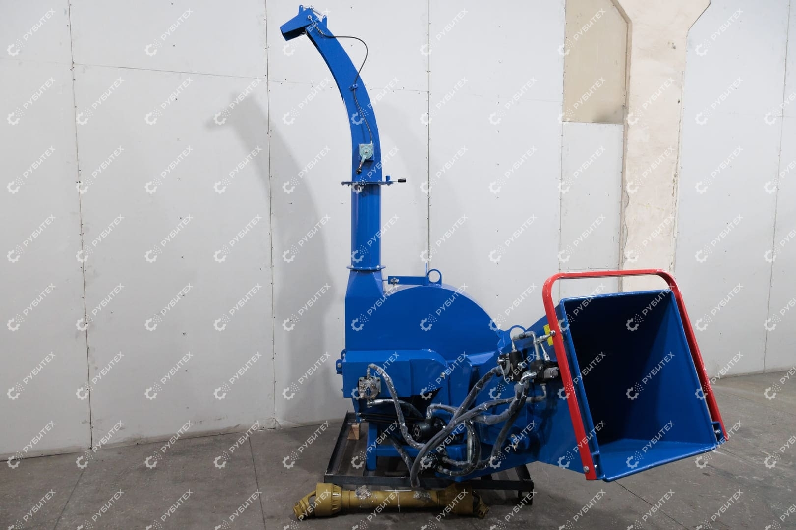 Измельчитель дерева BX-92RF