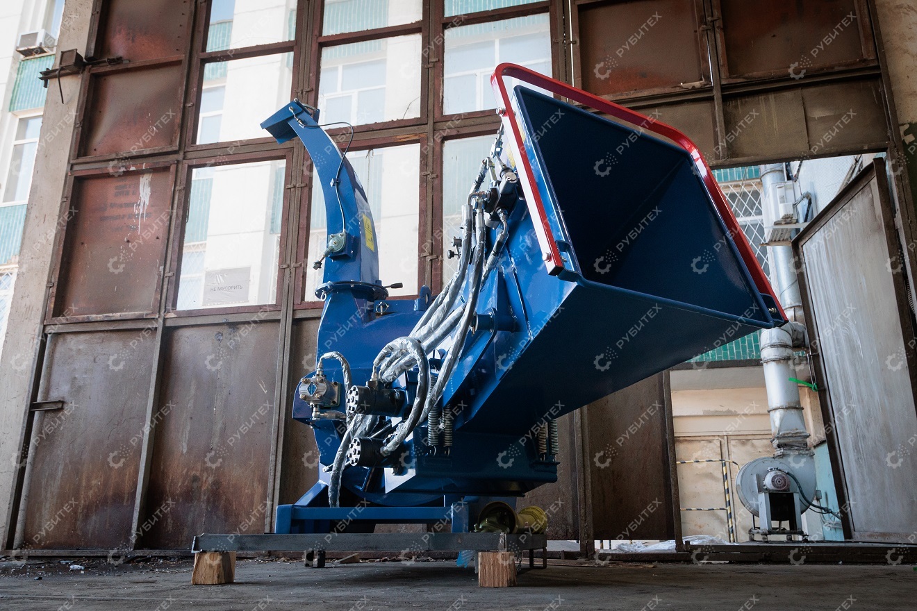 Измельчитель дерева BX-62RF