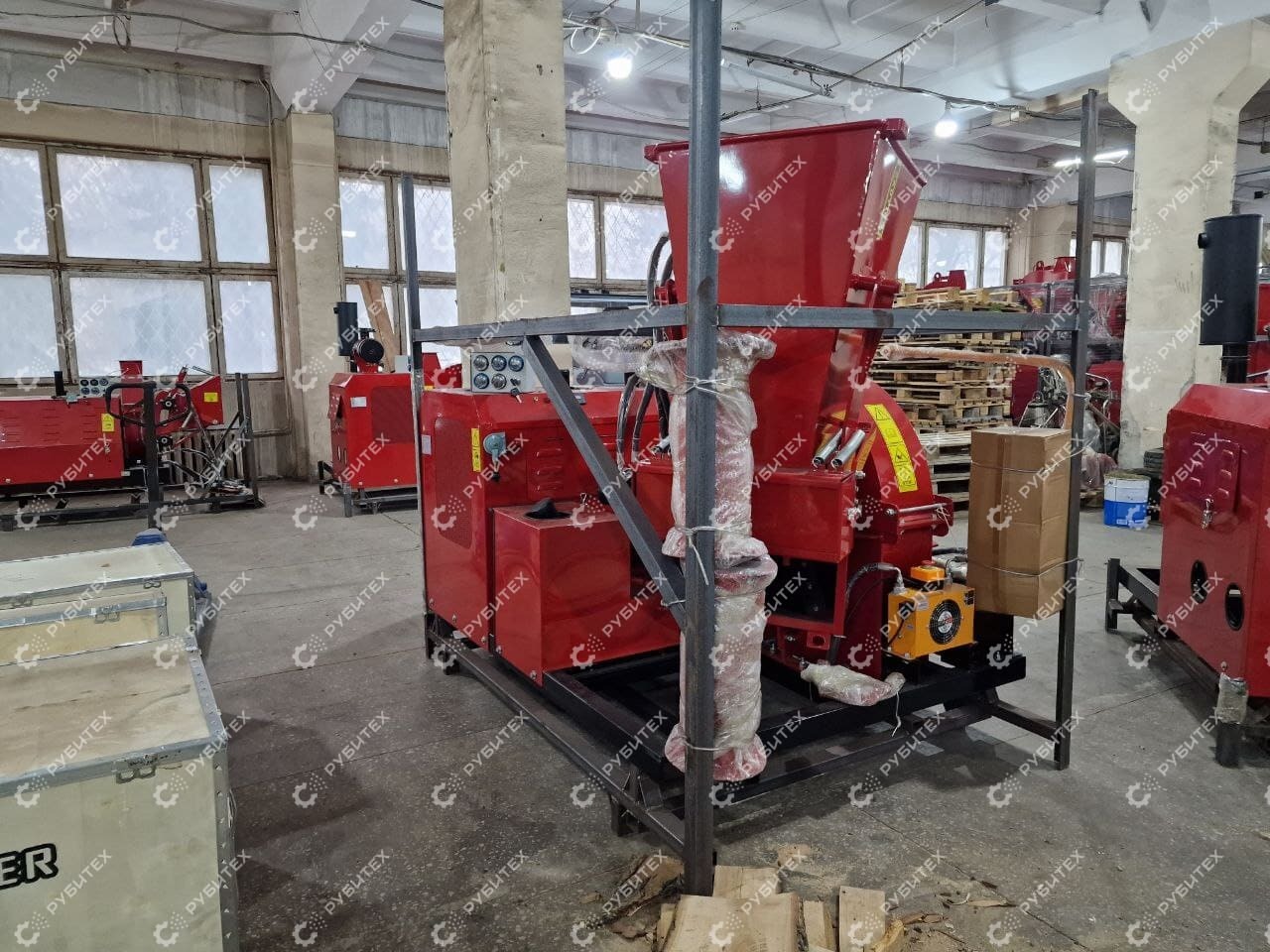 Измельчитель дерева DH-80