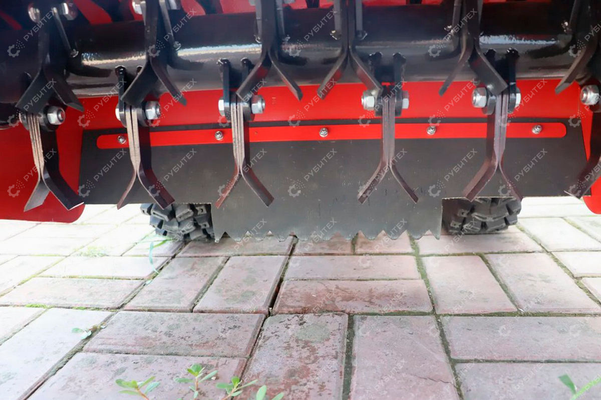 Бензиновая бурьянокосилка SINOLINK S680LD (LK0680LD)