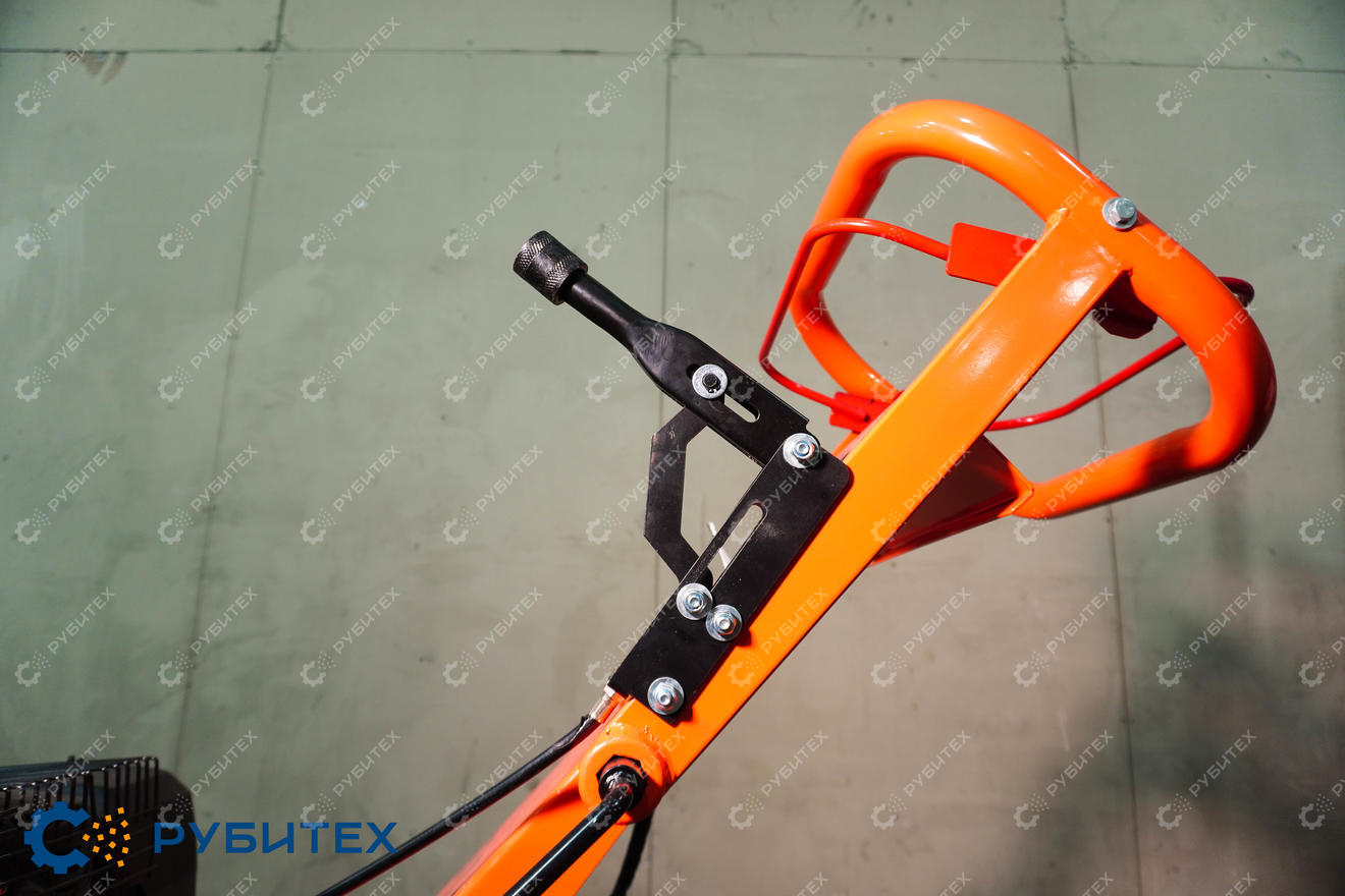 Измельчитель пней DR-SG-15
