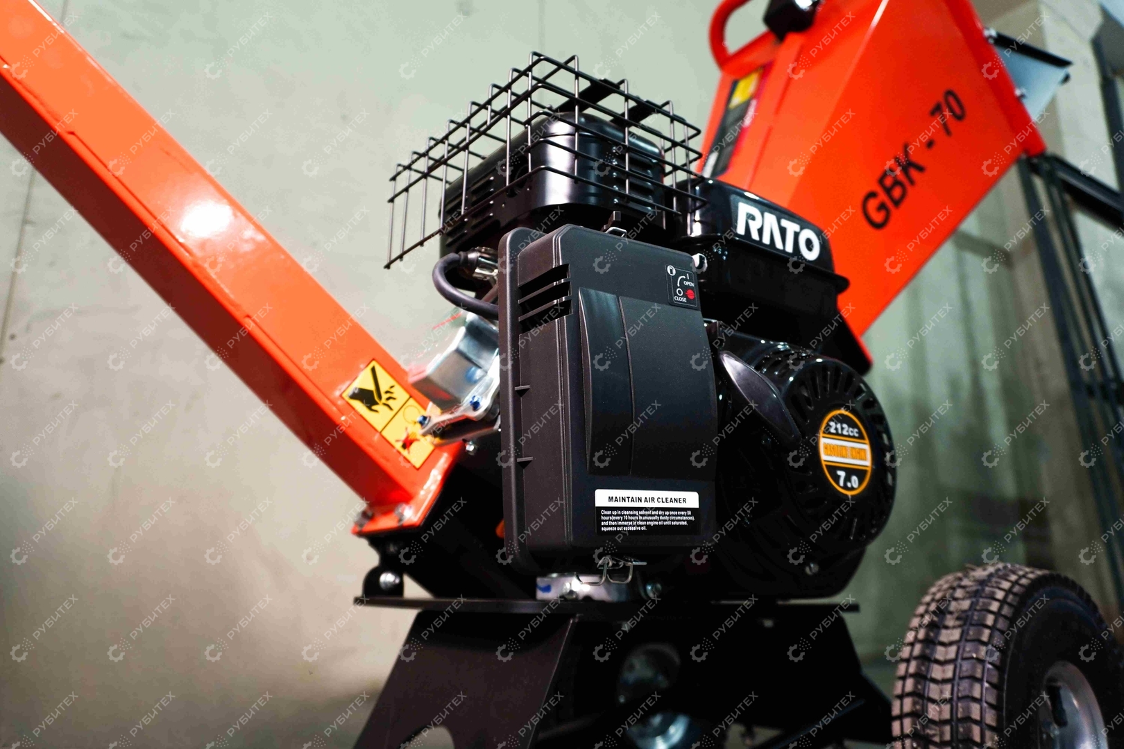 Измельчитель веток GBK-70